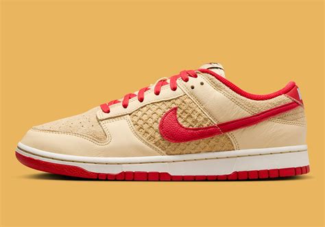 dunk low strawberry waffle shoes